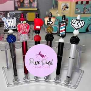 Cartoon character focal Writing pens